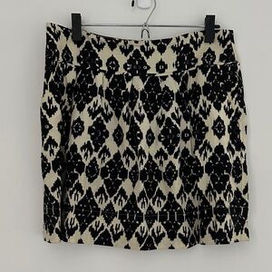 LOFT Black and Cream Patterned Pencil Skirt